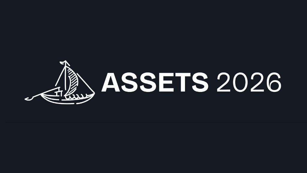Logo mit weißer Segelschiff-Illustration und dem Text „ASSETS 2026“ auf dunkelblauem Hintergrund.
